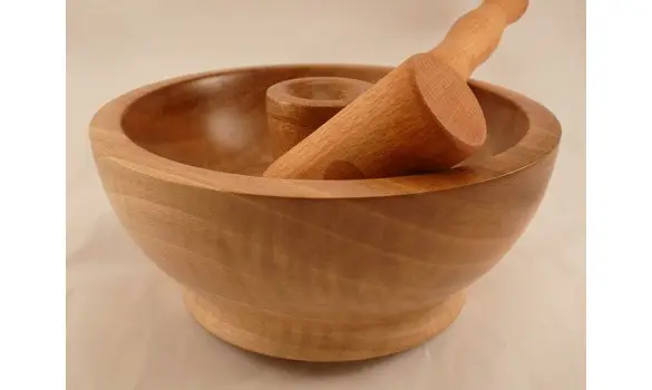 Coupe à noix en noyer 20cm