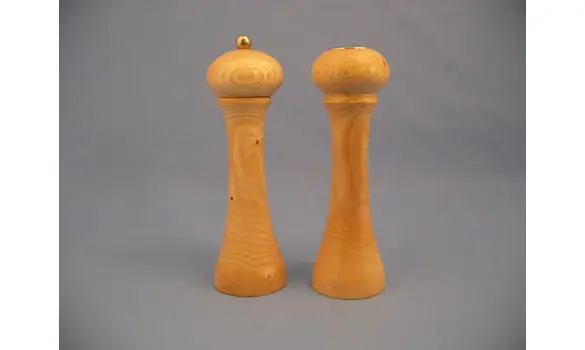 Salière poivrière en frêne gd modèle fin