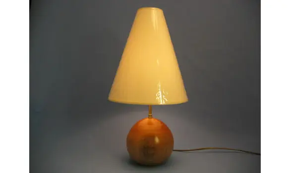 Lampe en merisier hauteur 48 cm
